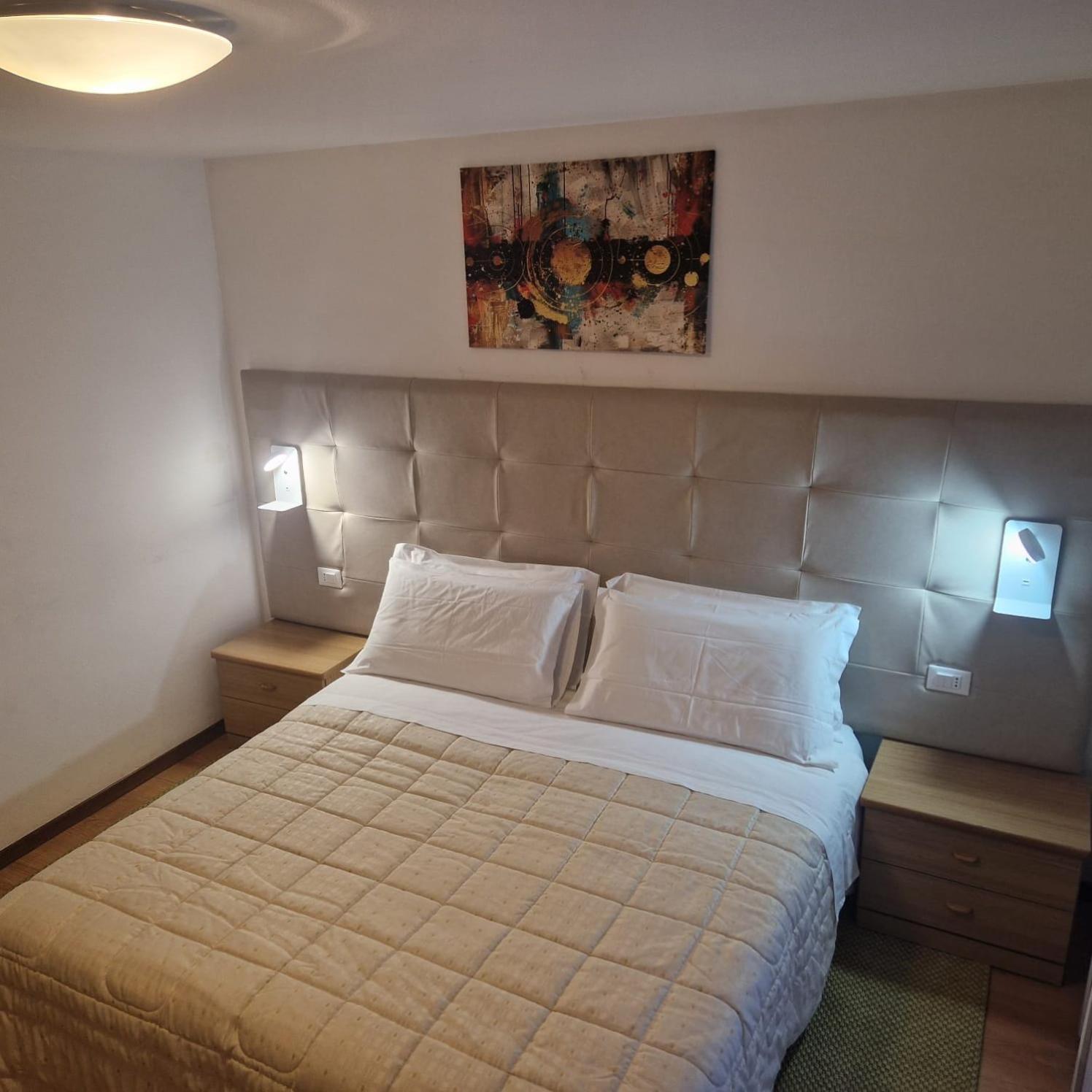 Hotel Sella Ronda Serenella カンピテッロ・ディ・ファッサ エクステリア 写真